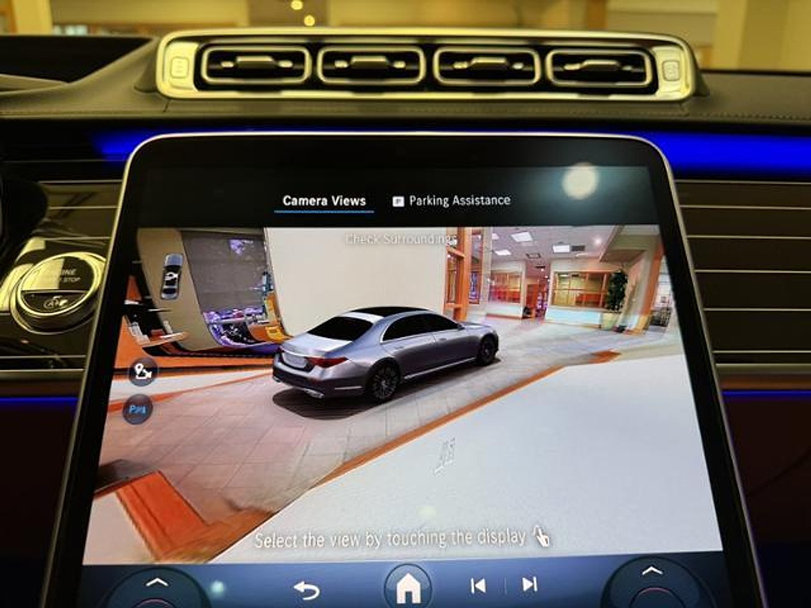 Certified Used 2026 Obsidian Black Metallic Mercedes-Benz 4MATIC® image 25