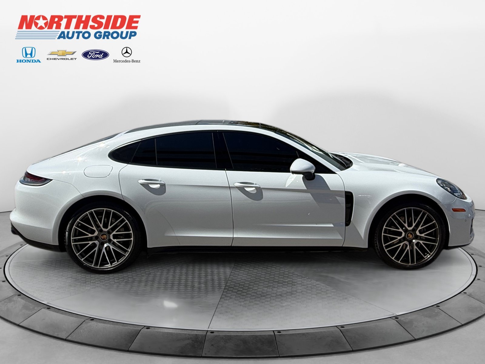 Used 2021 Carrara White Metallic Porsche 4 image 8