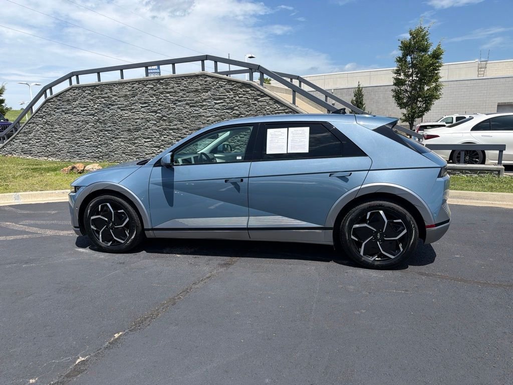 Used 2024 Blue Hyundai Limited image 4