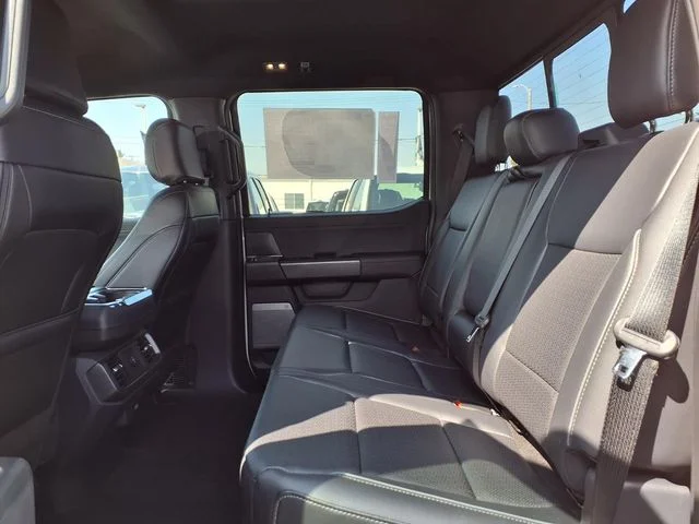 New 2026 Star White Metallic Tri-Coat Ford Lariat image 6