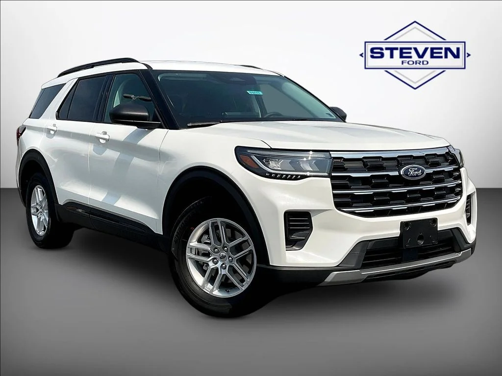 New 2026 Star White Metallic Tri-Coat Ford Active image 1