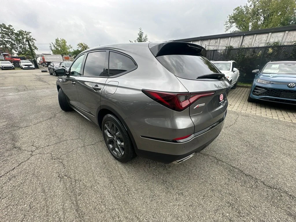 Used 2023  Acura A-Spec image 4