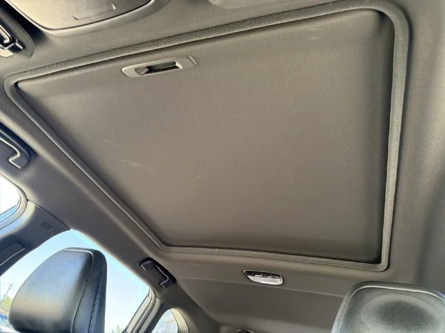 Used 2025 Beige Subaru Limited image 18