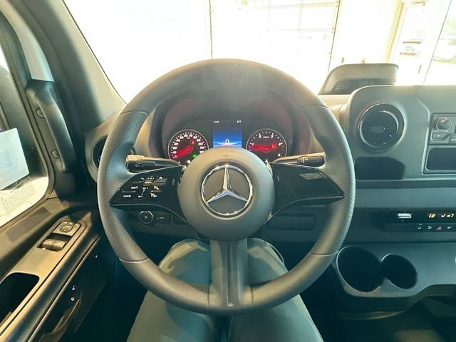 New 2026 Arctic White Mercedes-Benz Cargo 170 WB image 11