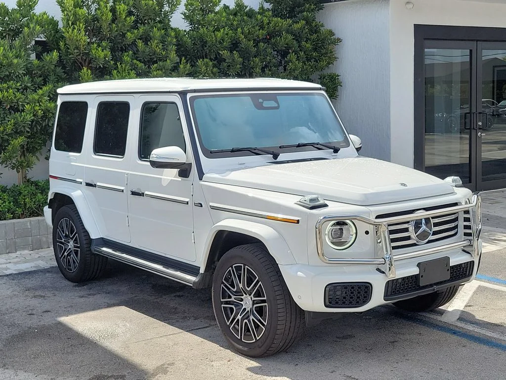 Used 2025 White Mercedes-Benz G 550 image 1