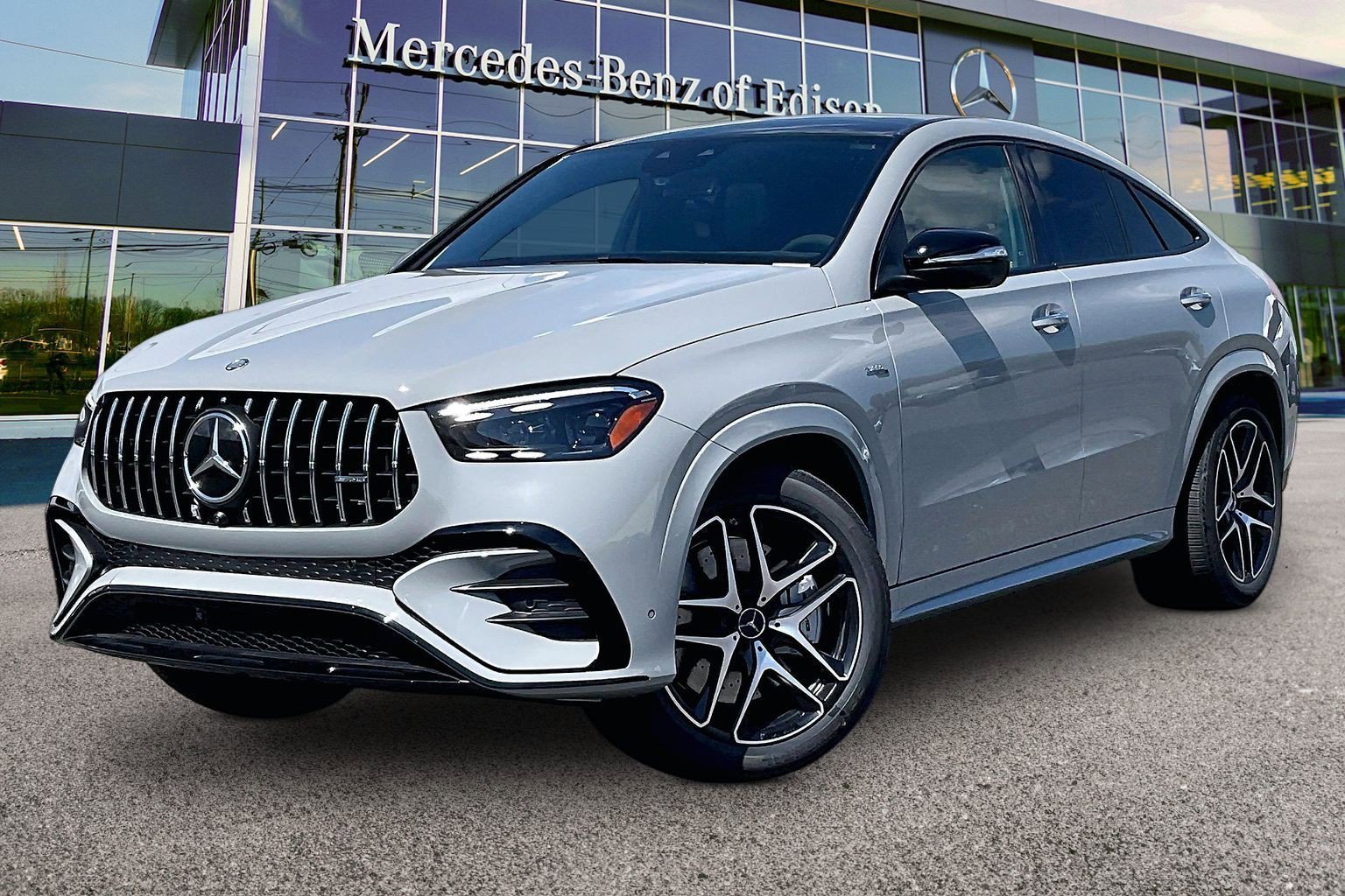 New 2026 MANUFAKTUR Alpine Grey Mercedes-Benz AMG® GLE 53 4MATIC+ Coupe image 16