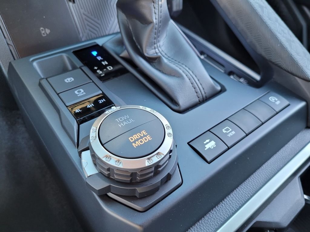 2025 Toyota Tacoma Limited - Photo 20