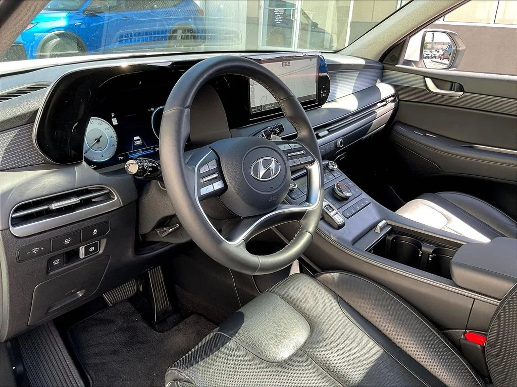 Used 2023 White Hyundai Limited image 18