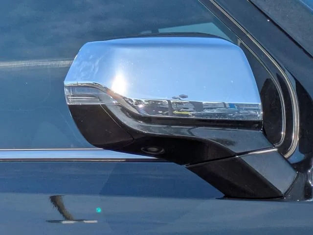 Used 2022 Black Chevrolet Premier image 13