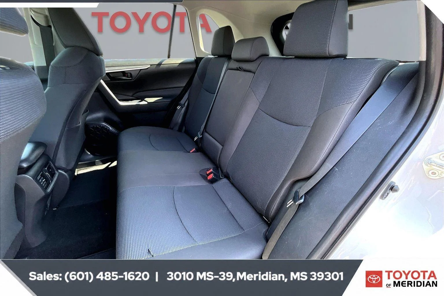 Used 2024 Ice Cap Toyota LE image 19