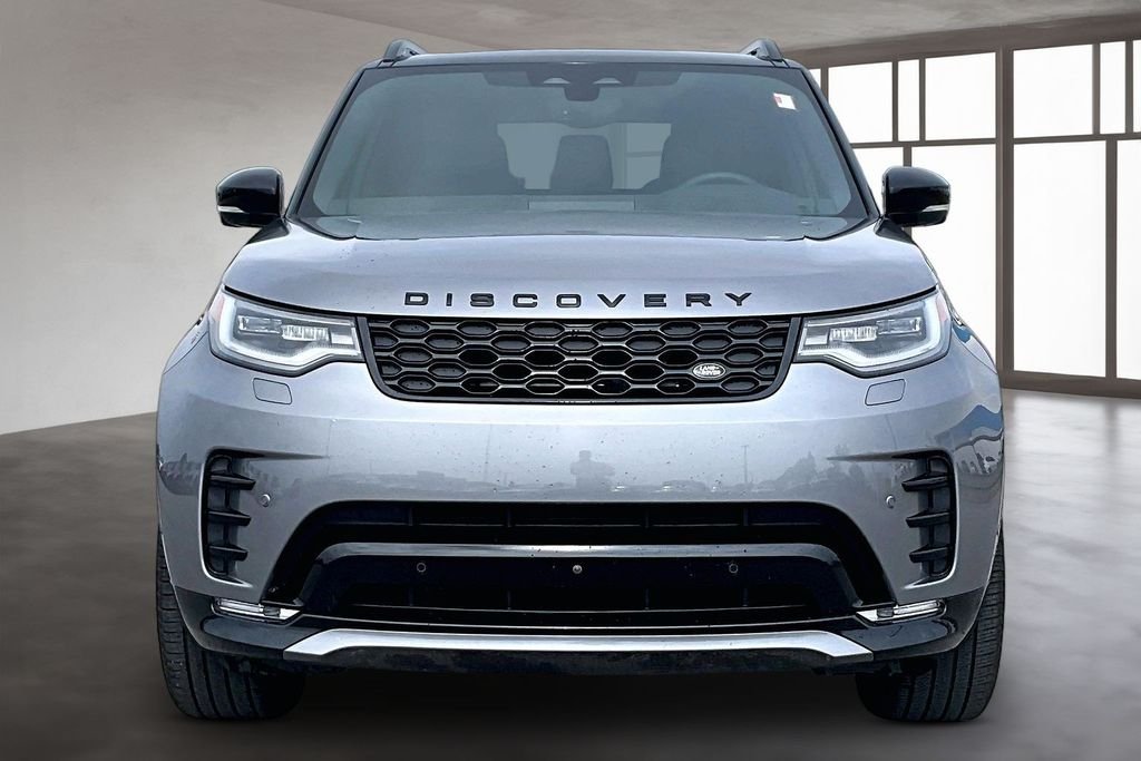 Certified Used 2025 Eiger Gray Metallic Land Rover Dynamic SE image 3