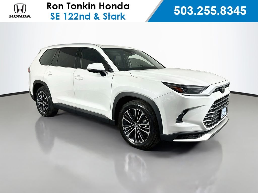 Used 2024 Pearl Toyota MAX Platinum image 1