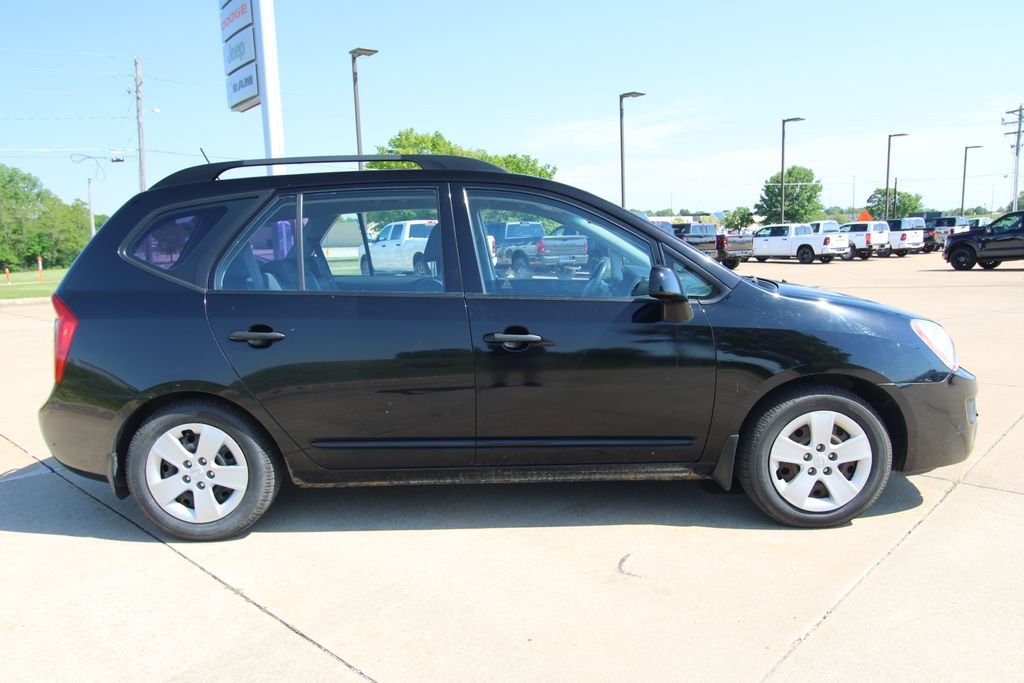Used 2009 Gray Kia LX image 4