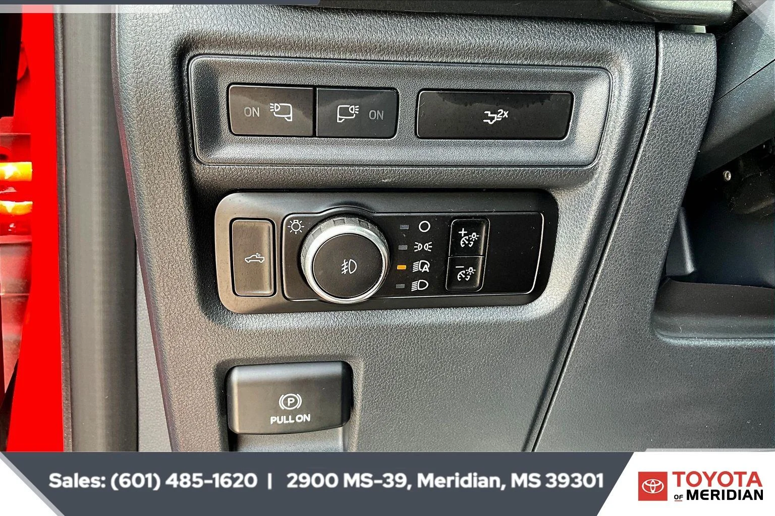 Used 2023 Race Red Ford XLT image 22
