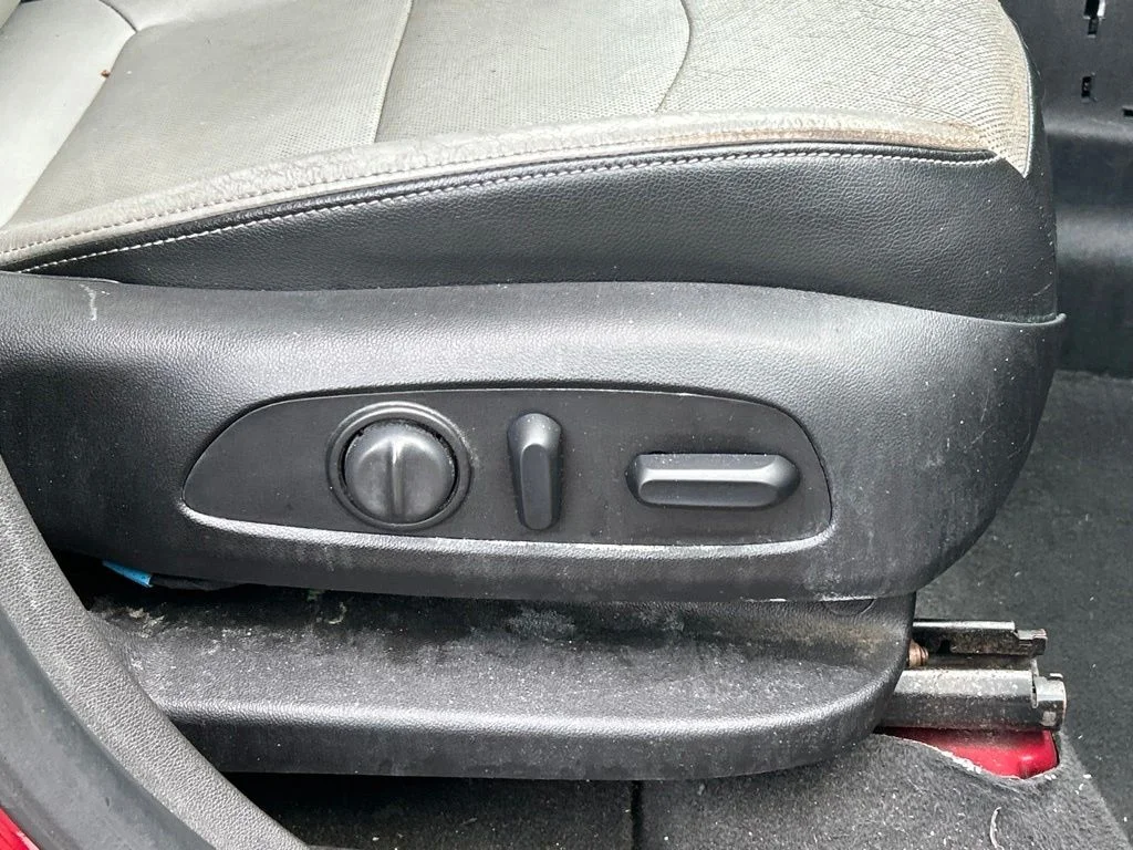 Used 2018 Cajun Red Tintcoat Chevrolet Premier image 32