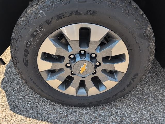New 2026 Sterling Gray Metallic Chevrolet Custom image 25