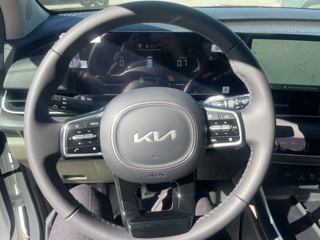 2026 Kia Carnival EX - Photo 17