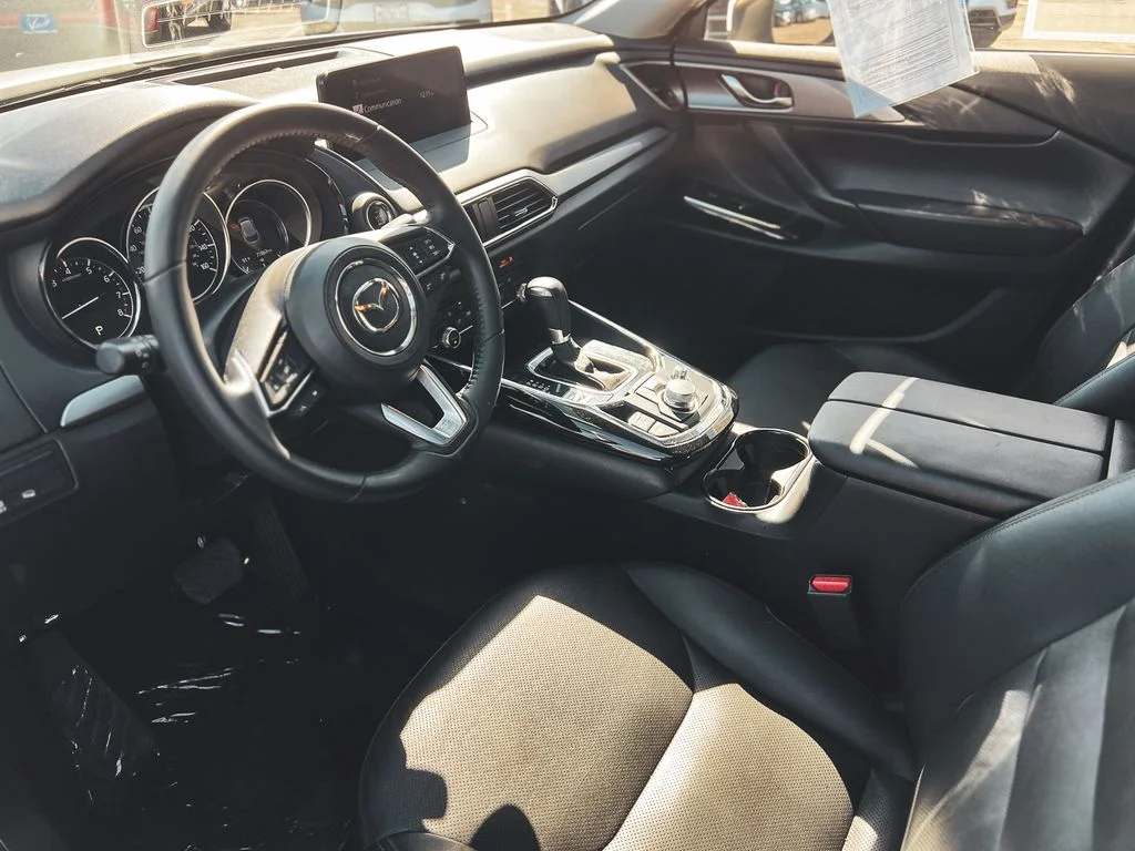Used 2022 White Mazda Touring image 15