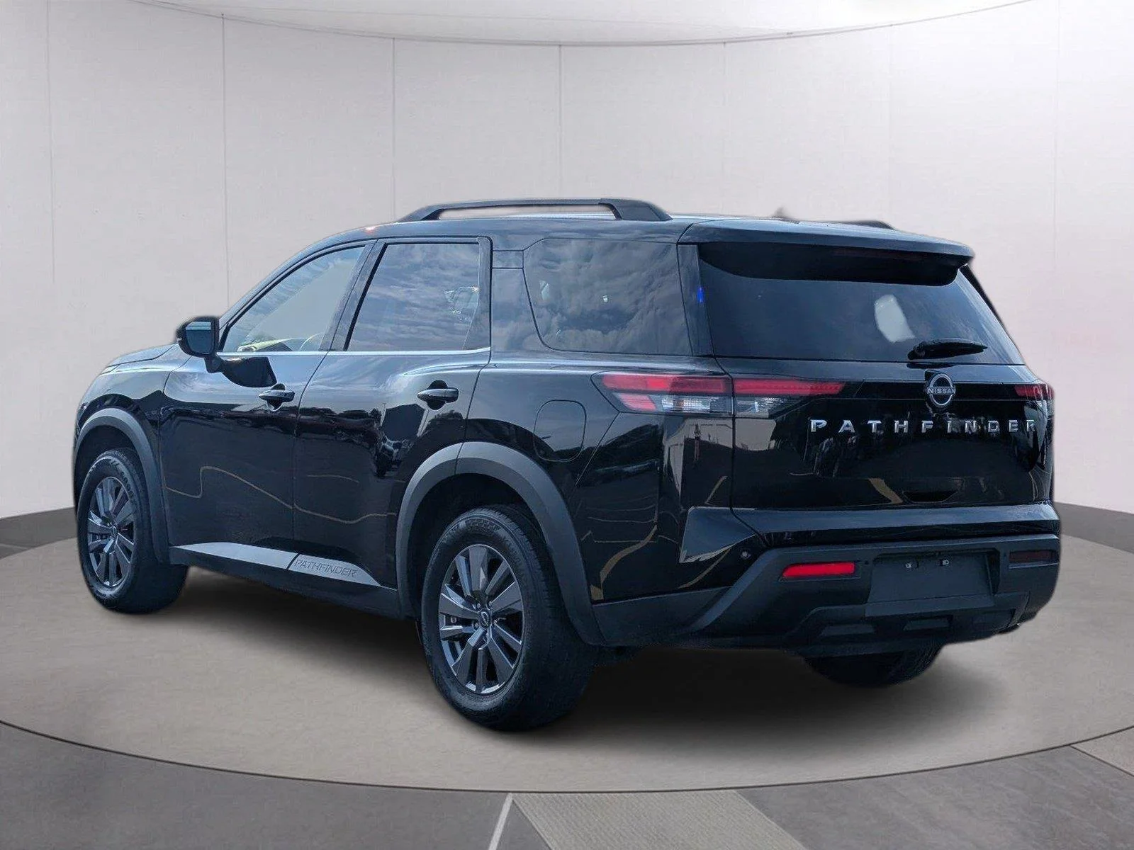 Used 2025 Super Black Nissan SV image 3