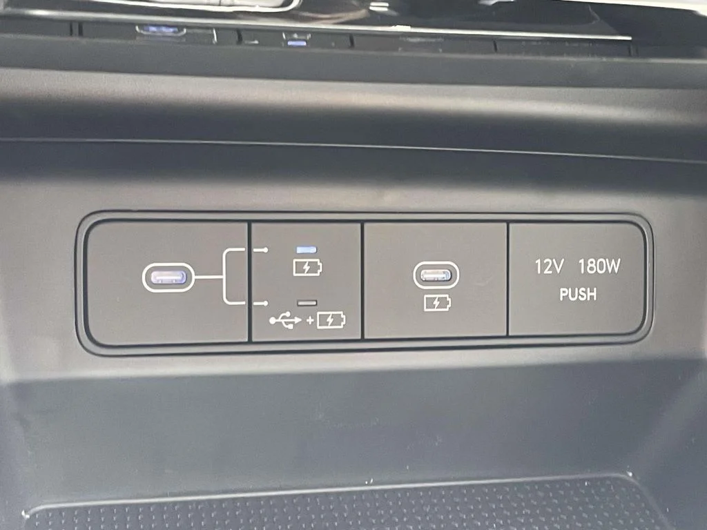 New 2026 Black Hyundai SEL image 28