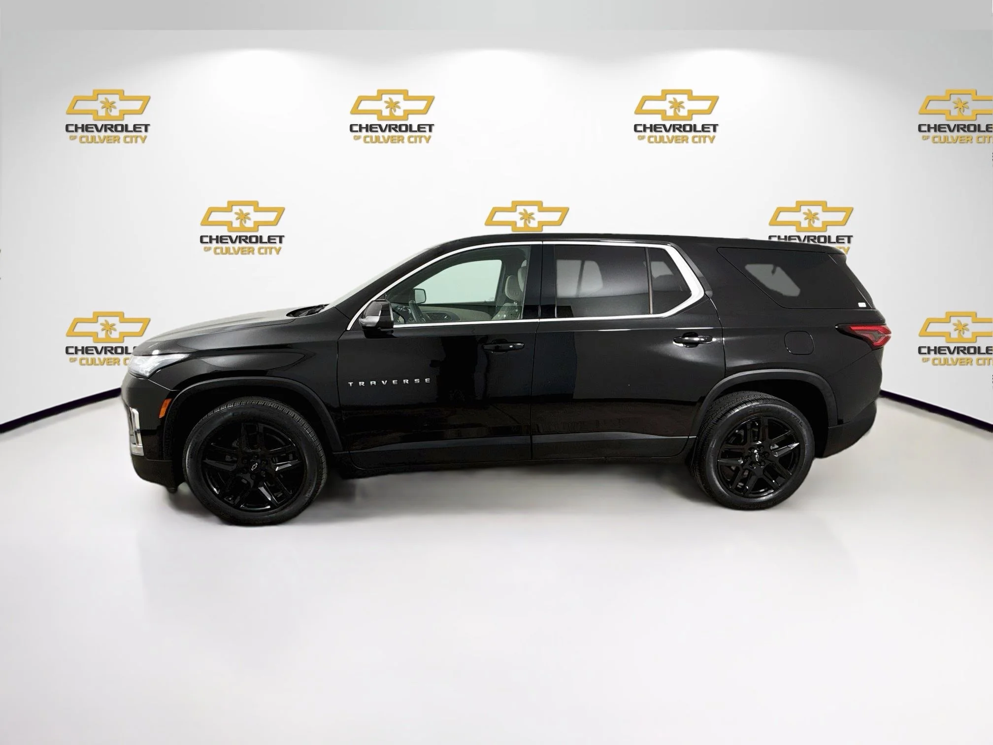 Used 2022 Mosaic Black Metallic Chevrolet LS image 5