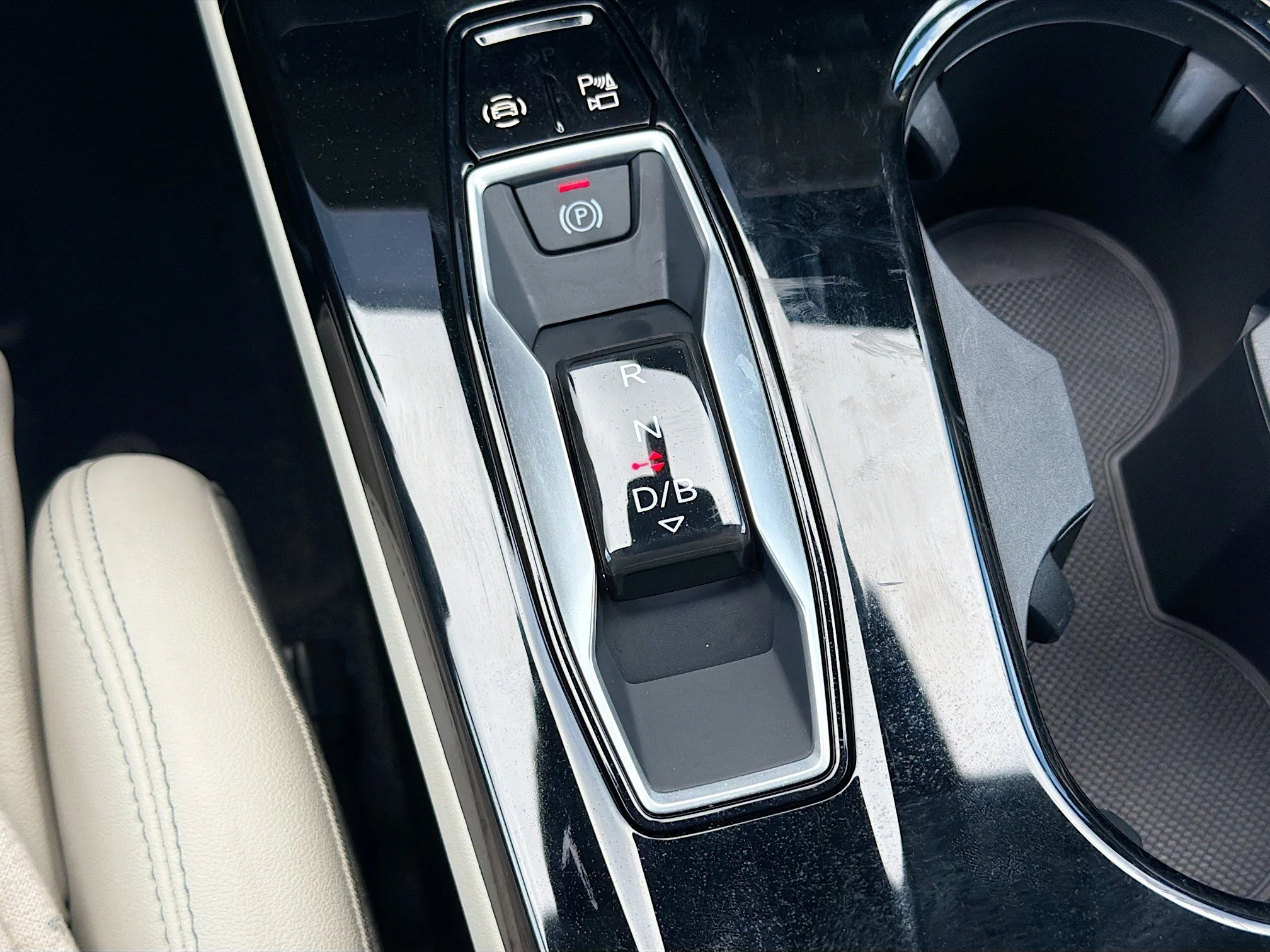 Used 2025 Blue Metallic Audi Premium Plus image 30