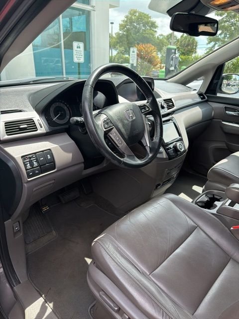 Used 2016 Brown Honda Touring Elite image 4