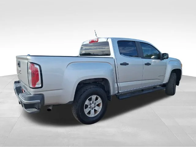 Used 2016 Silver GMC Base image 7