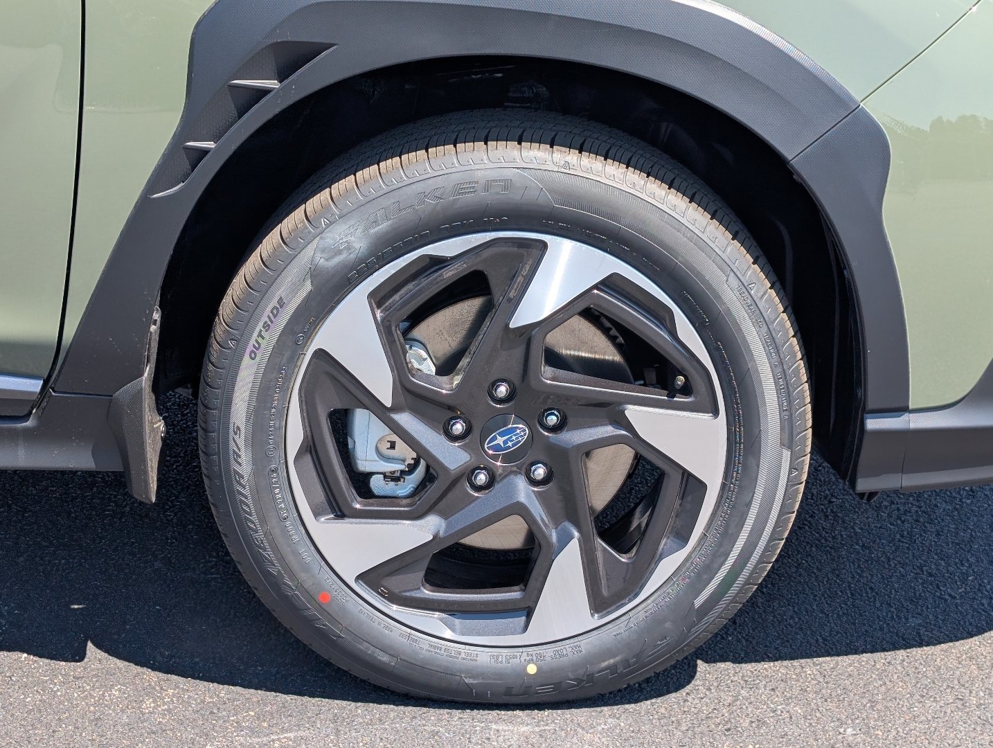New 2026 ALPINE GREEN Subaru Limited image 8