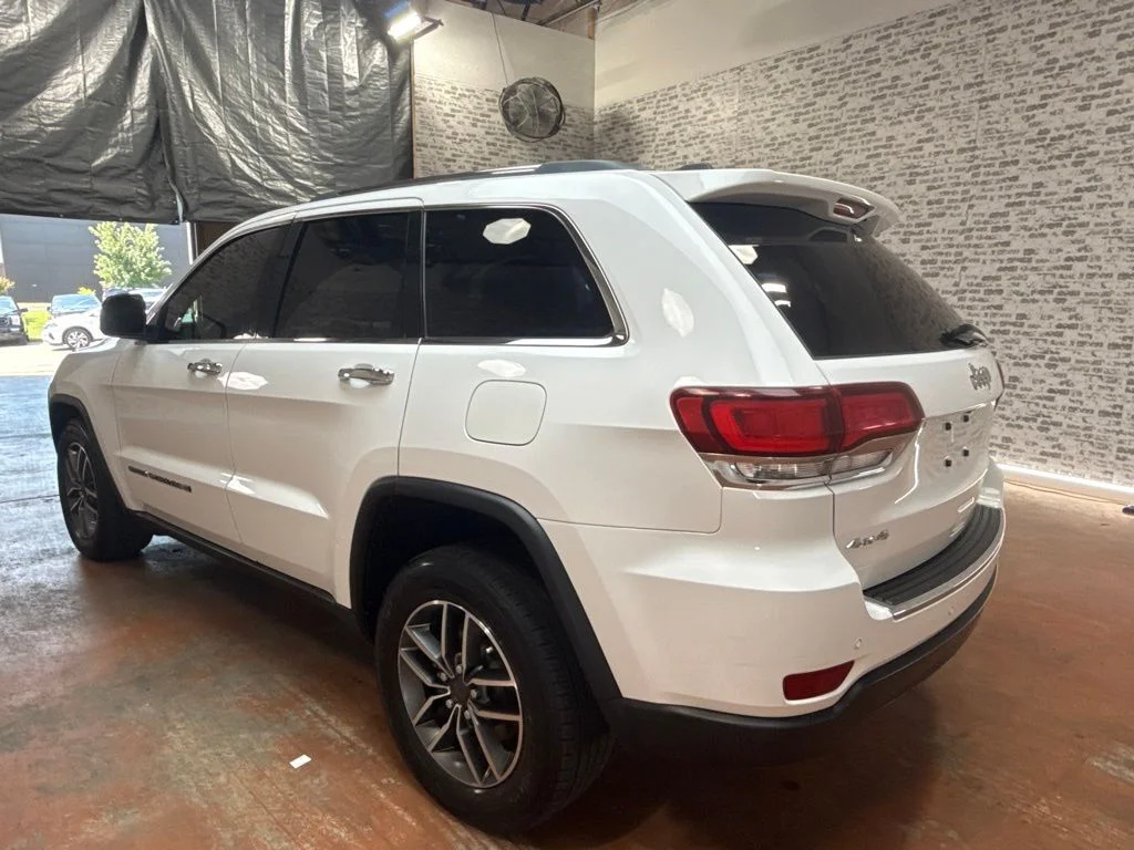 Used 2022 White Jeep Limited image 5