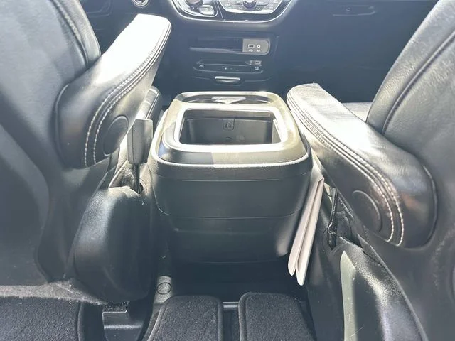 Used 2019 Black Chrysler Touring L Plus image 14