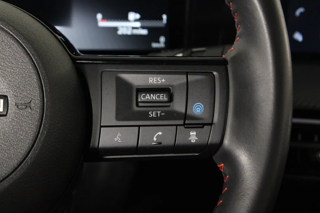 2025 Nissan Kicks SR - Photo 27