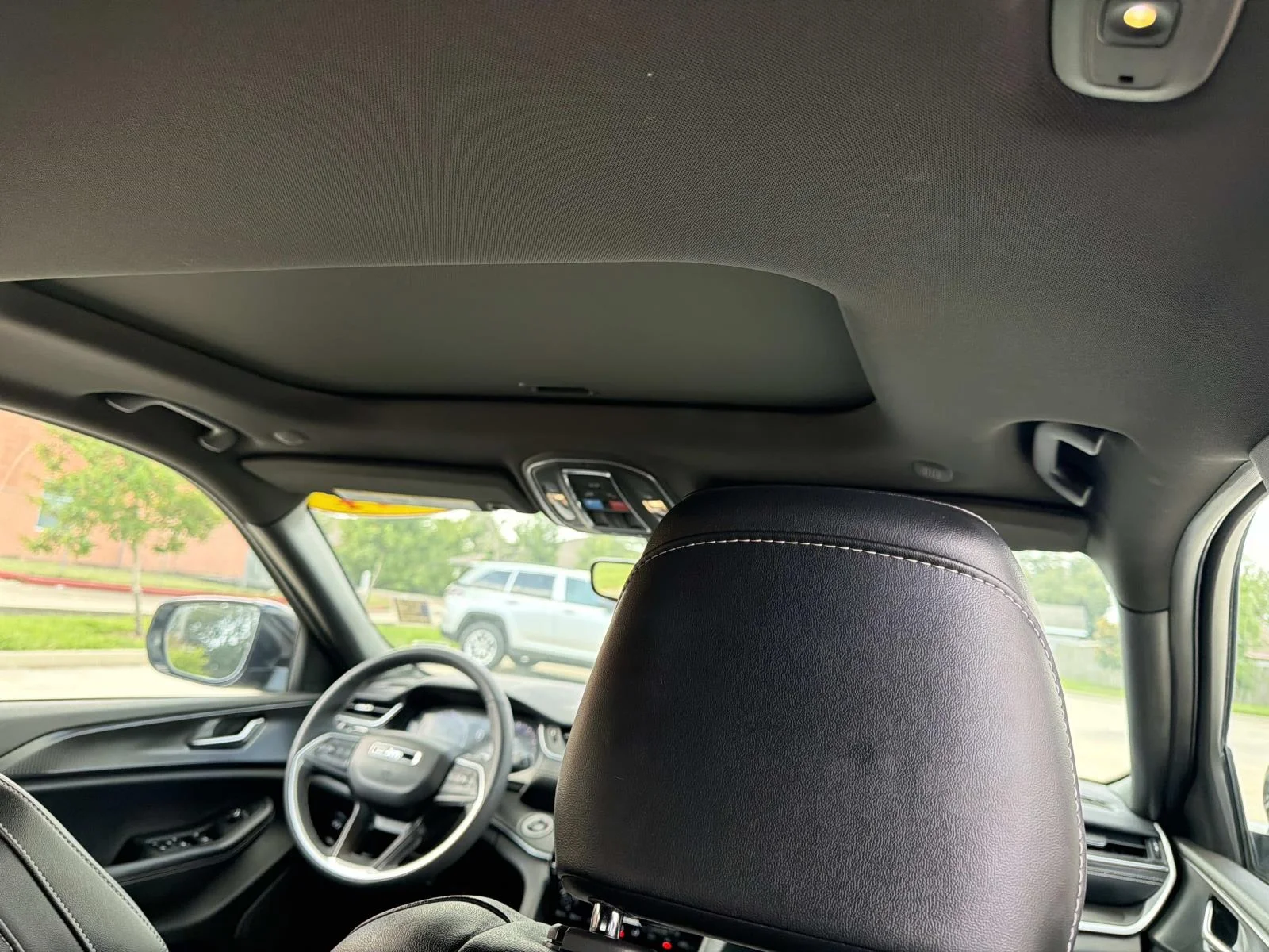Used 2024 Gray Jeep Altitude X 4x2 image 10