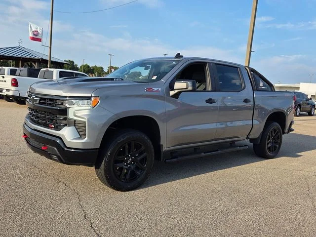 Used 2025 Gray Chevrolet LT Trail Boss image 3