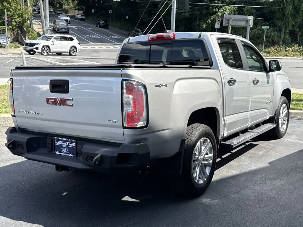 Used 2017 Silver GMC SLT image 3