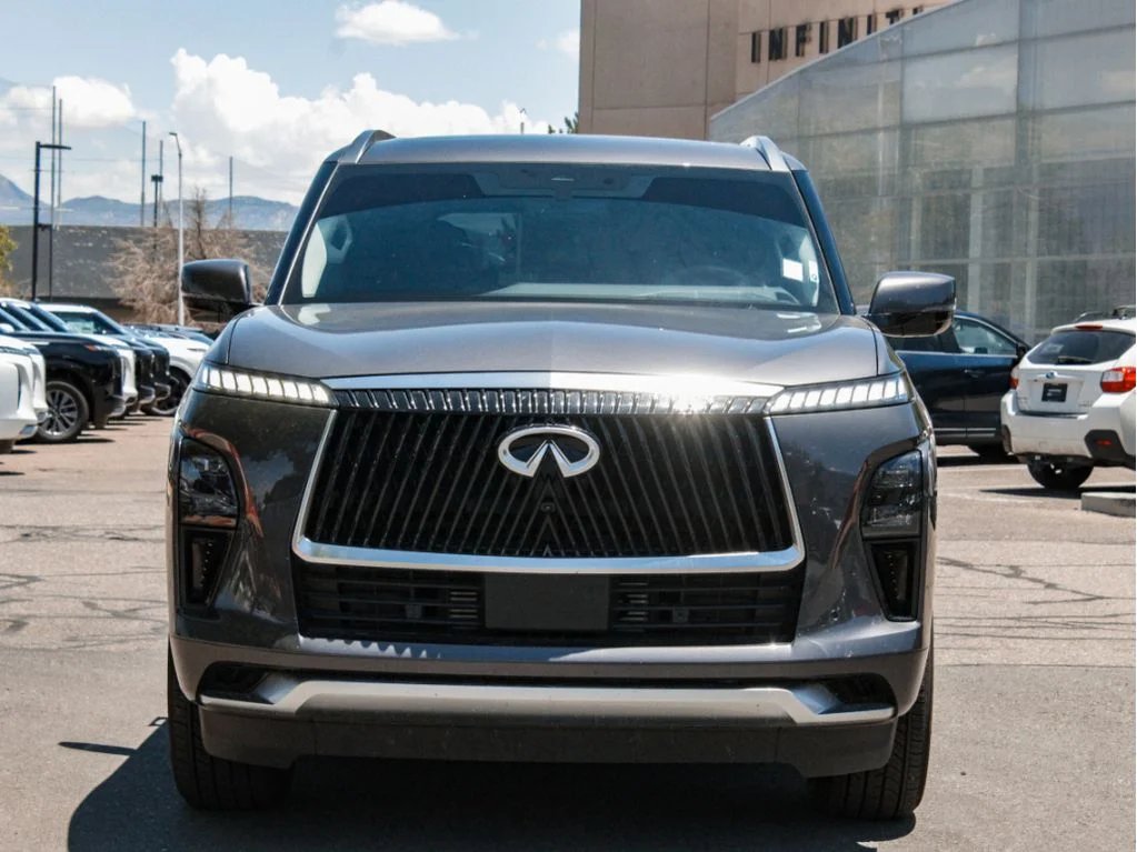 Used 2025 Anthracite Gray INFINITI PURE image 2