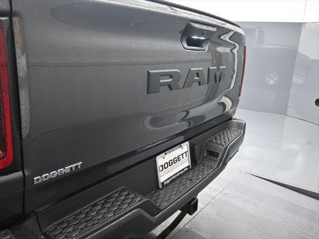 New 2026 Granite Crystal Metallic Clear-Coat Exterior Paint RAM TRADESMAN image 14