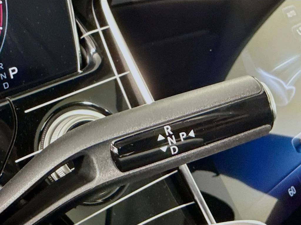 New 2026 Graphite Gray Metallic Mercedes-Benz E 450 image 18