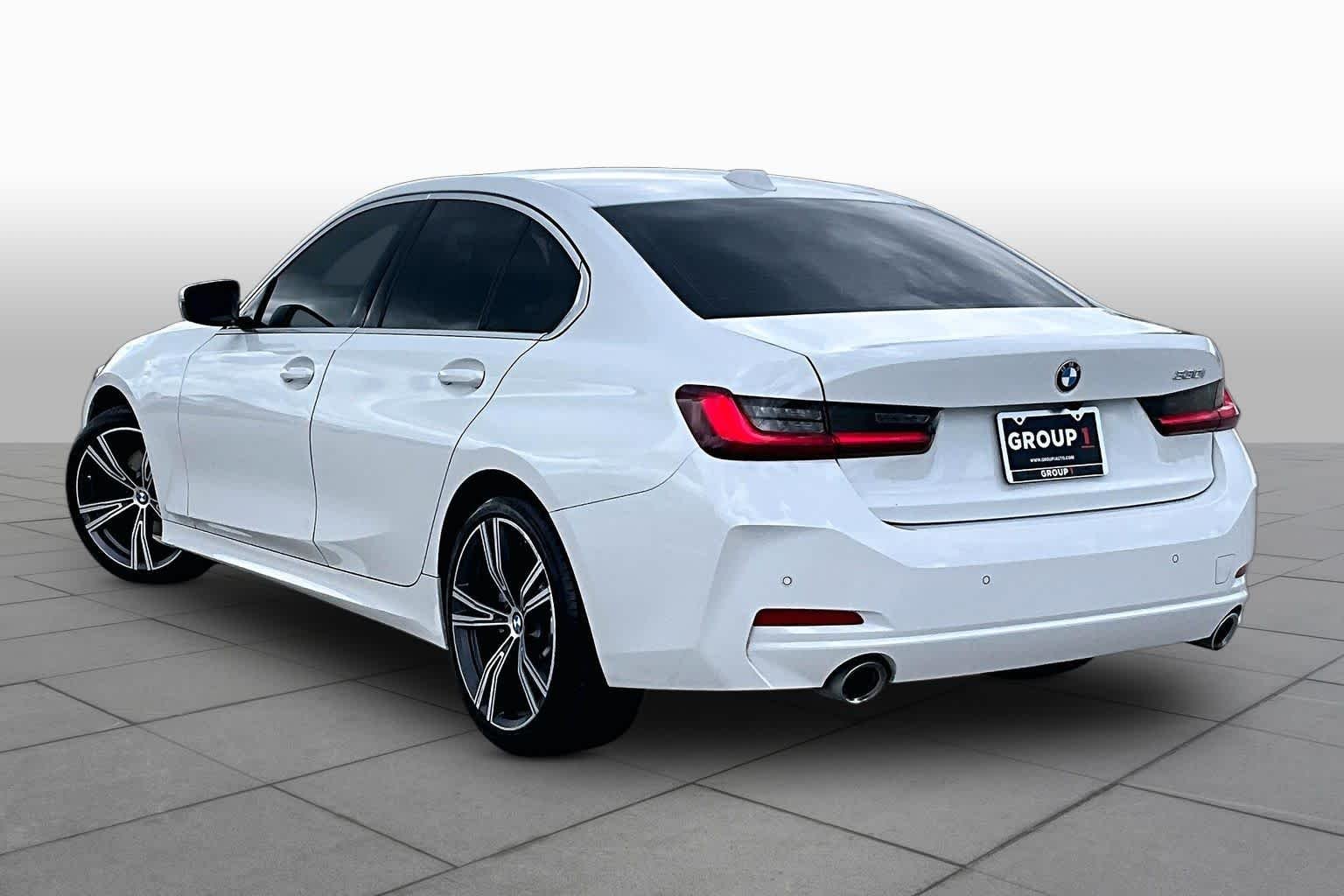 Used 2024 Alpine White BMW 330i image 11