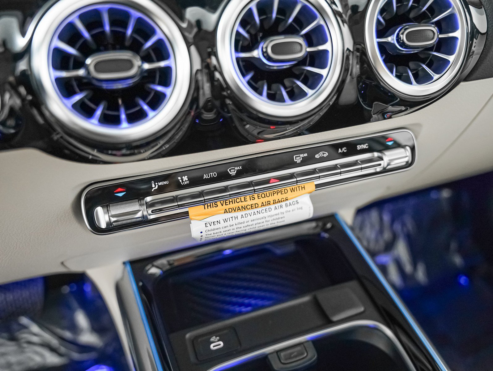 New 2026 Mountain Grey Metallic Mercedes-Benz GLA 250 image 22