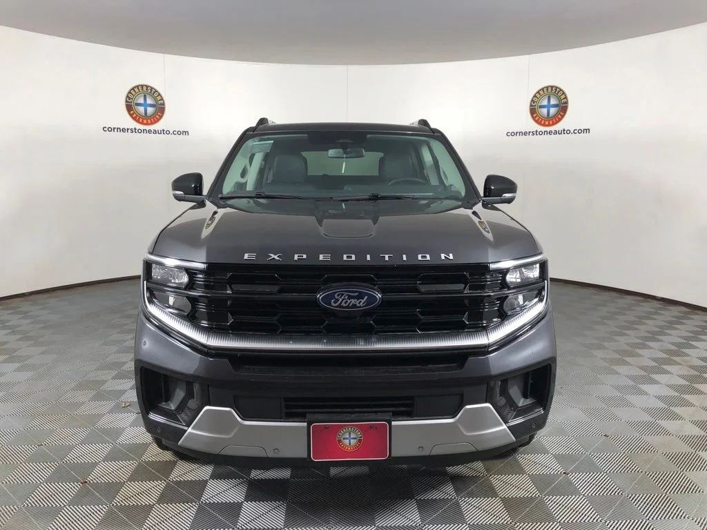 New 2026 Dark Matter Gray Metallic Ford Platinum® image 14