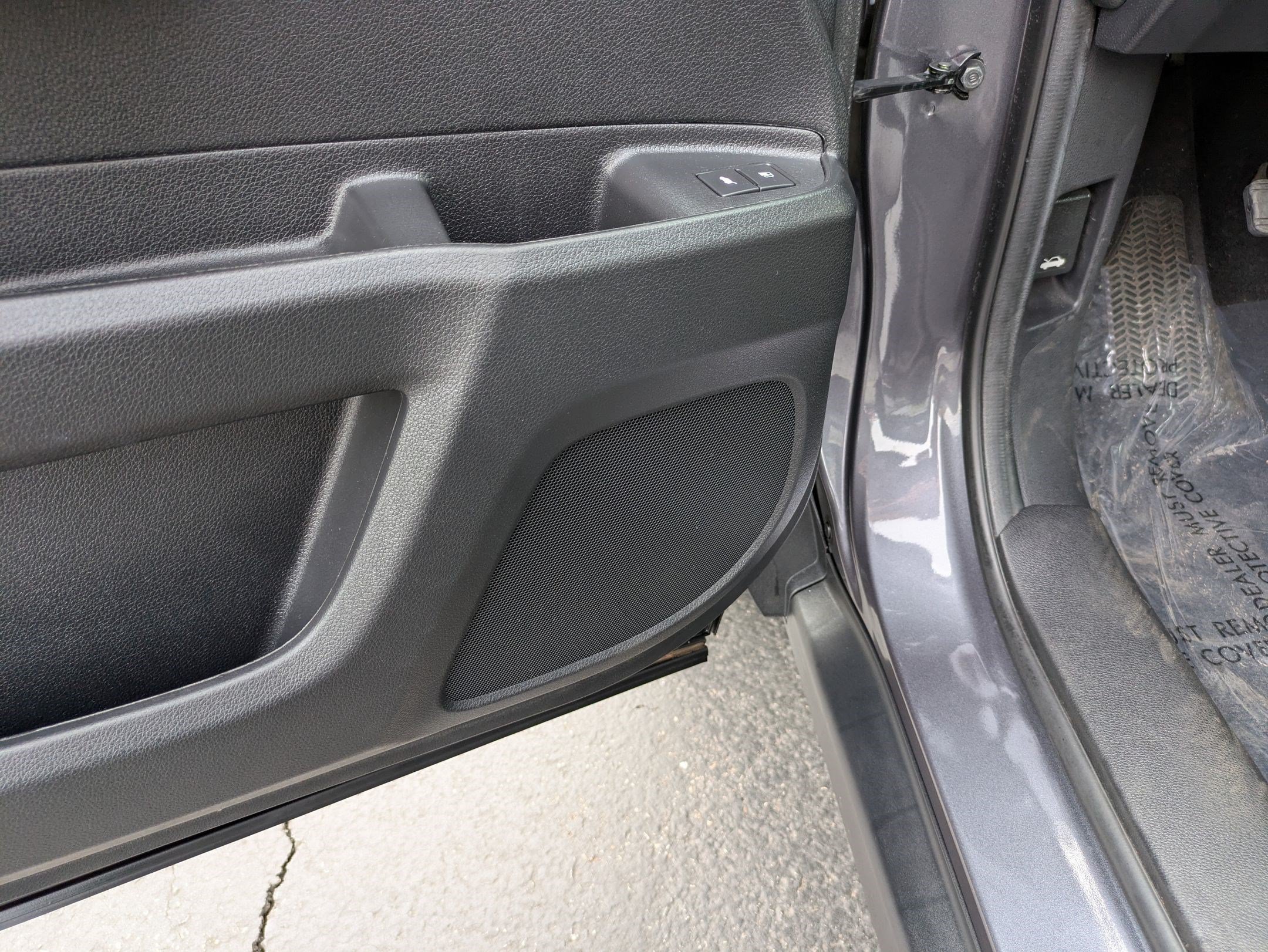 Used 2021 Lunar Silver Metallic Honda Touring image 13