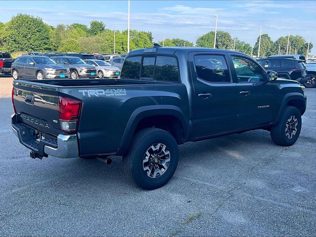 Used 2016 Gray Toyota TRD Off-Road image 6