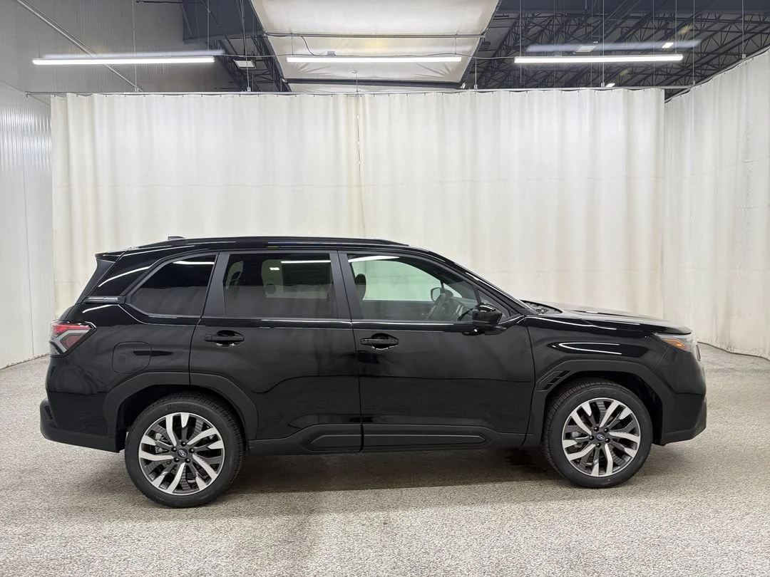New 2026 Crystal Black Silica Subaru Touring image 5