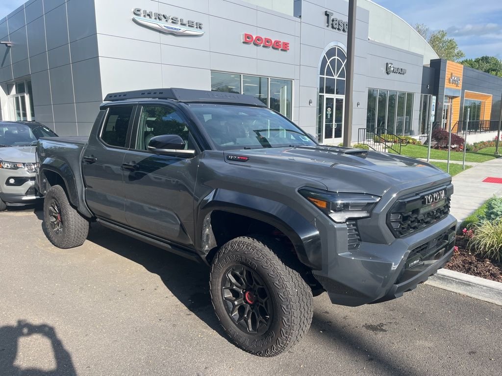 2025 Toyota Tacoma TRD Pro Hybrid 4x4 Double Cab's photo