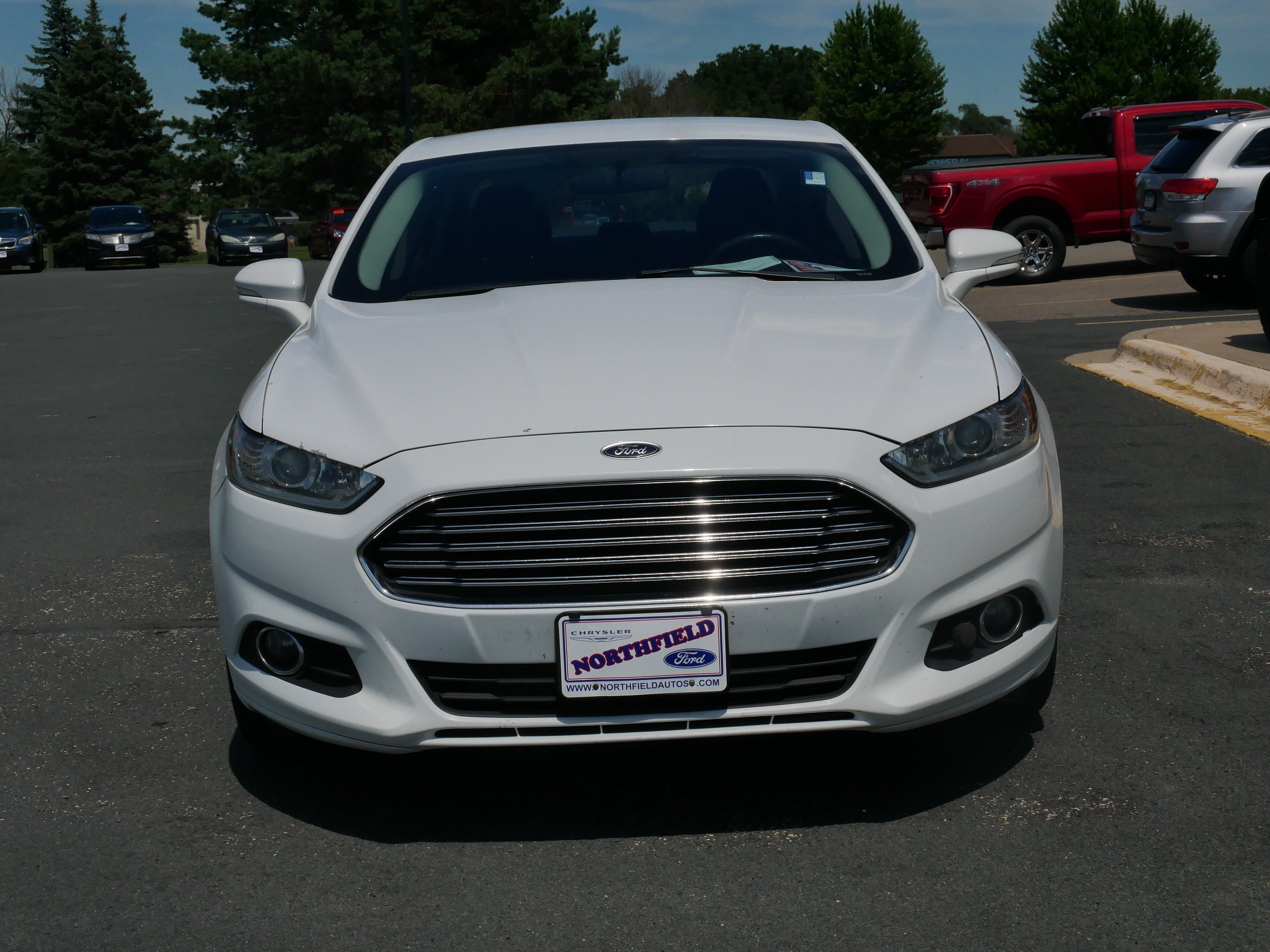 Used 2014 White Ford SE image 3