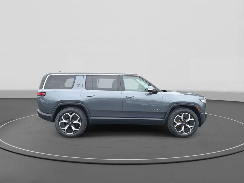 Used 2024 Grey Rivian Adventure image 4