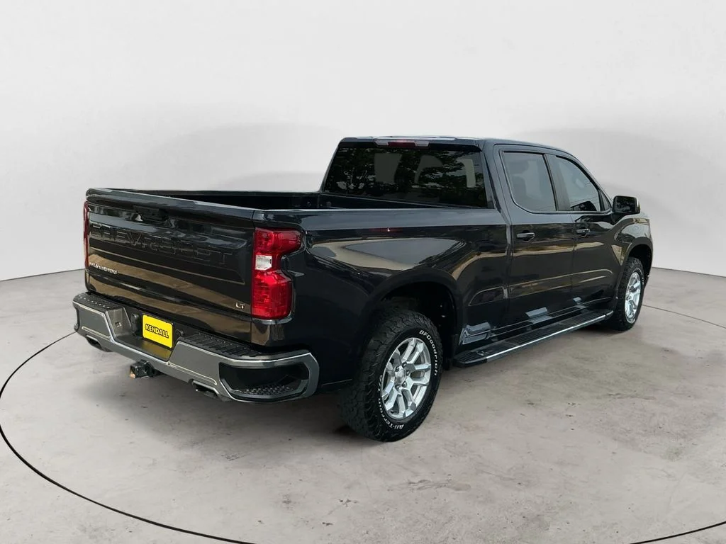 Used 2022 Gray Chevrolet LT image 5