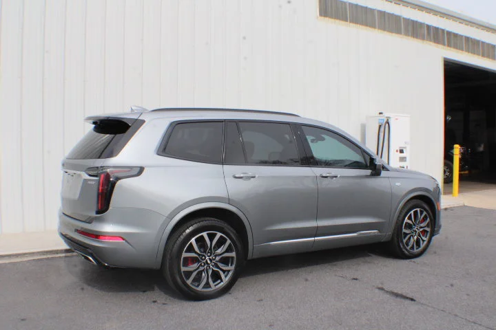 Used 2023 Argent Silver Metallic Cadillac Sport image 2