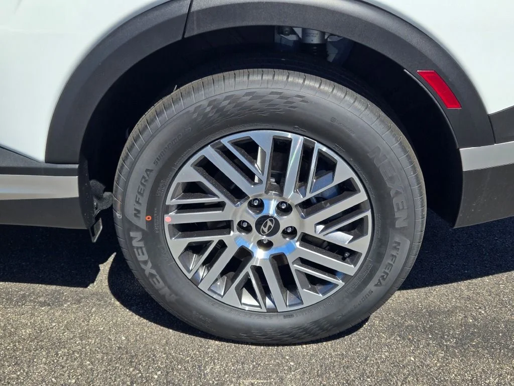 New 2026 White Pearl Hyundai SEL image 16